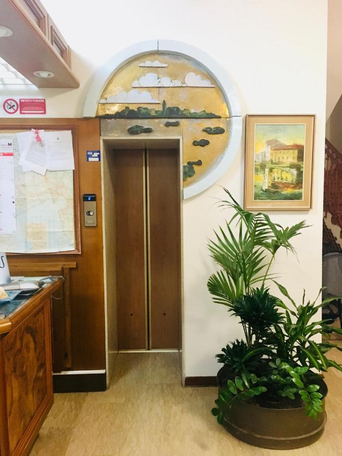 Hotel Milano Grado